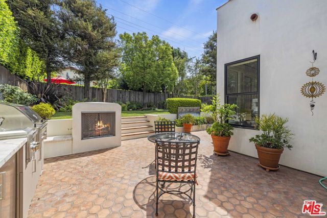 1934 Fairburn Avenue, Los Angeles, CA 90025