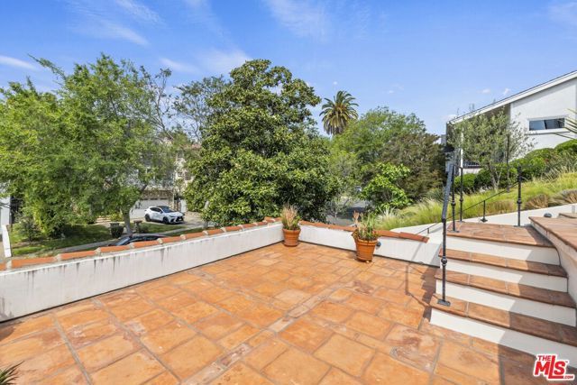 1934 Fairburn Avenue, Los Angeles, CA 90025