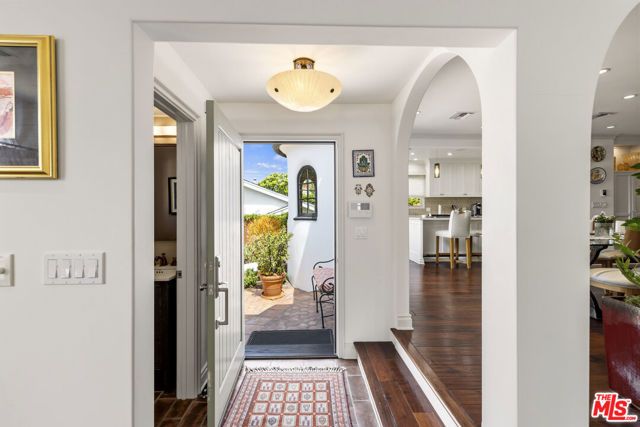 1934 Fairburn Avenue, Los Angeles, CA 90025