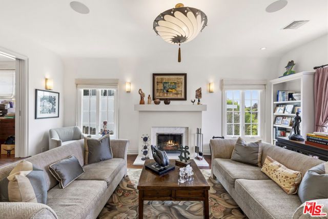 1934 Fairburn Avenue, Los Angeles, CA 90025