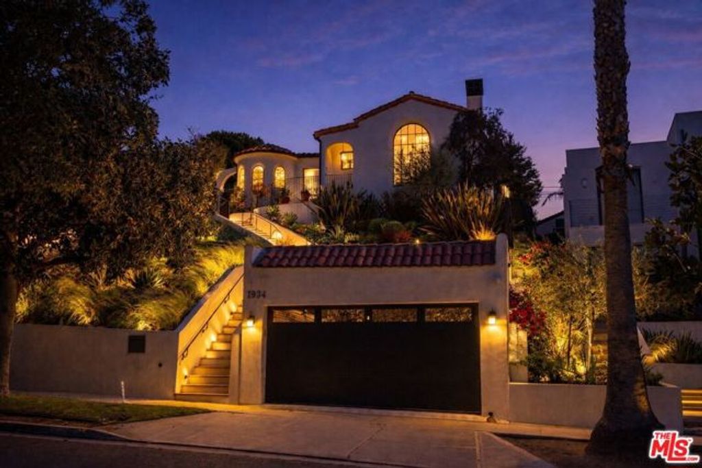 1934 Fairburn Avenue, Los Angeles, CA 90025