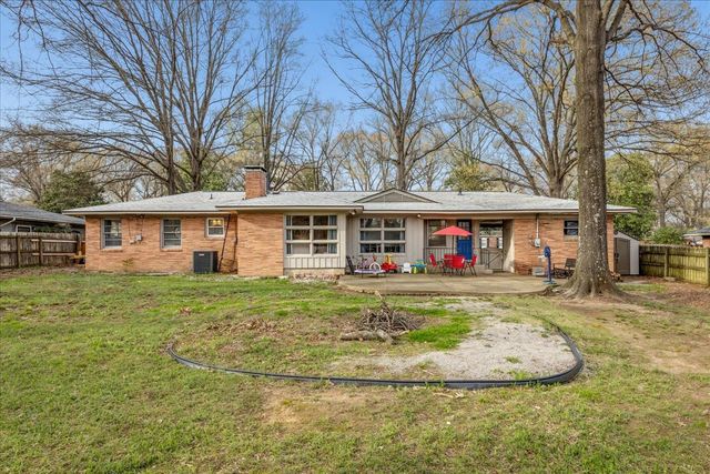 4251 WOODCREST DR, Memphis, TN 38111