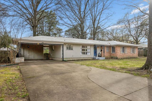 4251 WOODCREST DR, Memphis, TN 38111