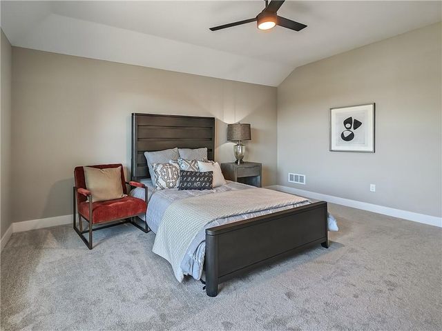 9300 Zarda Drive, Lenexa, KS 66227