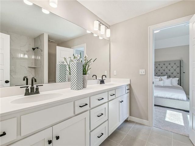 9300 Zarda Drive, Lenexa, KS 66227