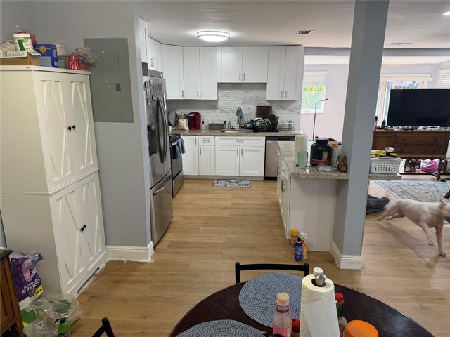 7968 SW 7TH ST, North Lauderdale, FL 33068