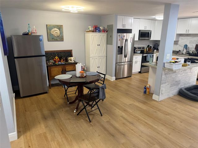 7968 SW 7TH ST, North Lauderdale, FL 33068