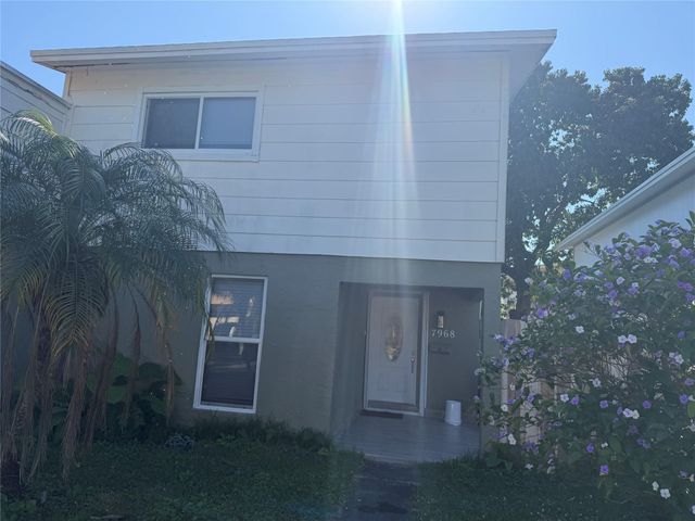 7968 SW 7TH ST, North Lauderdale, FL 33068