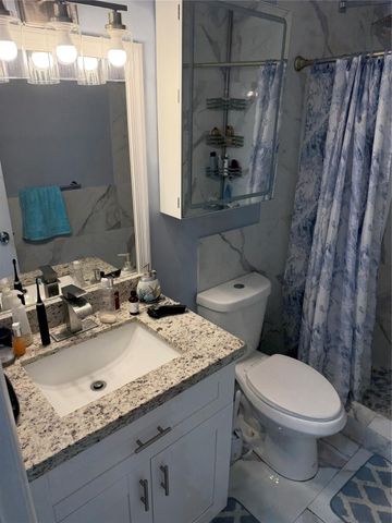 7968 SW 7TH ST, North Lauderdale, FL 33068