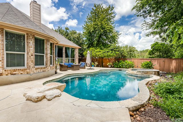 326 Cypress Trail, San Antonio, TX 78256
