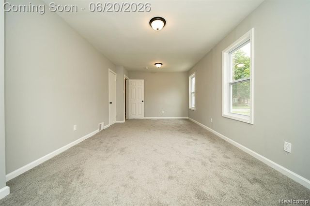 19551 Five Points Street, Redford, MI 48240