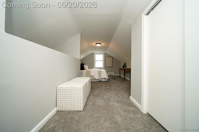 19551 Five Points Street, Redford, MI 48240