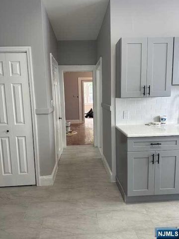 172-174 N 10th Street 1, Newark, NJ 07107
