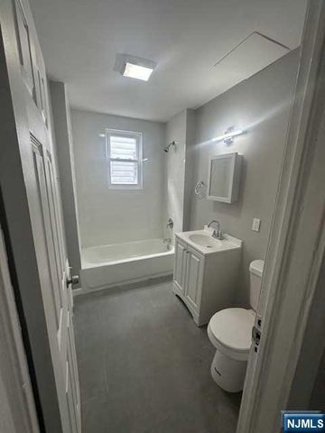 172-174 N 10th Street 1, Newark, NJ 07107