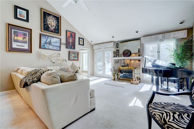 10 Bay Park, Penfield, NY 14580