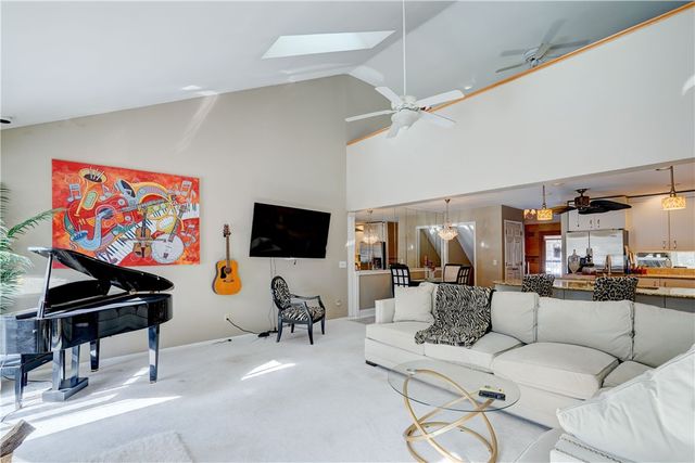 10 Bay Park, Penfield, NY 14580