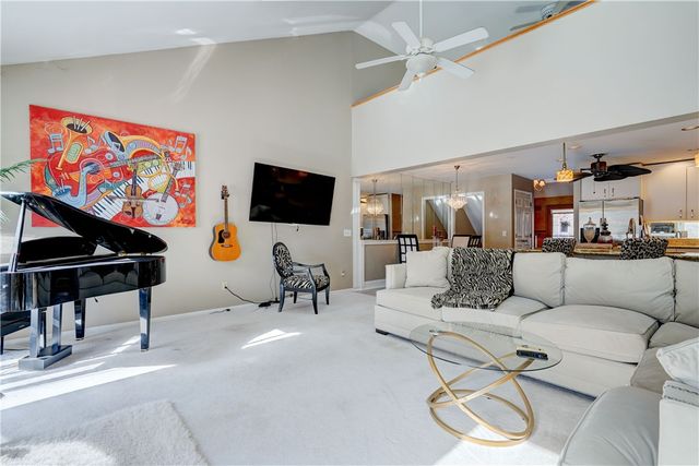 10 Bay Park, Penfield, NY 14580