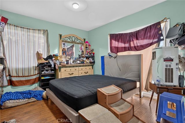 11081 De Garmo, Pacoima, CA 91331