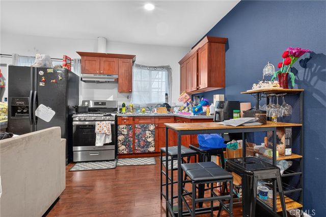 11081 De Garmo, Pacoima, CA 91331