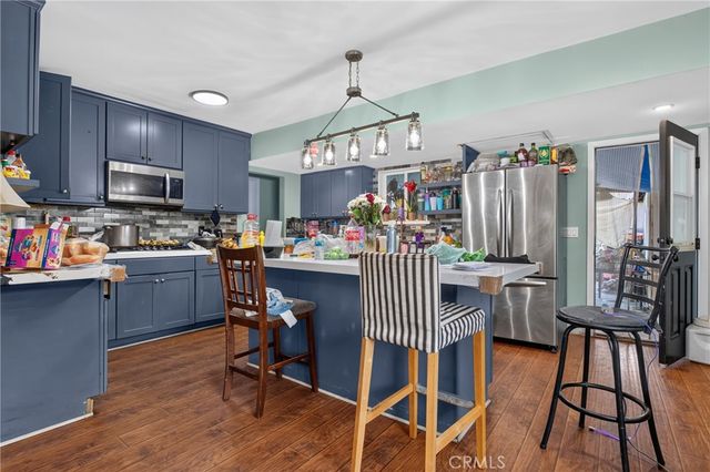 11081 De Garmo, Pacoima, CA 91331