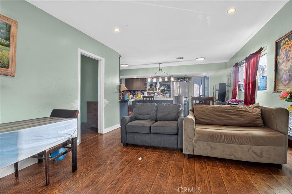 11081 De Garmo, Pacoima, CA 91331 — photo 4