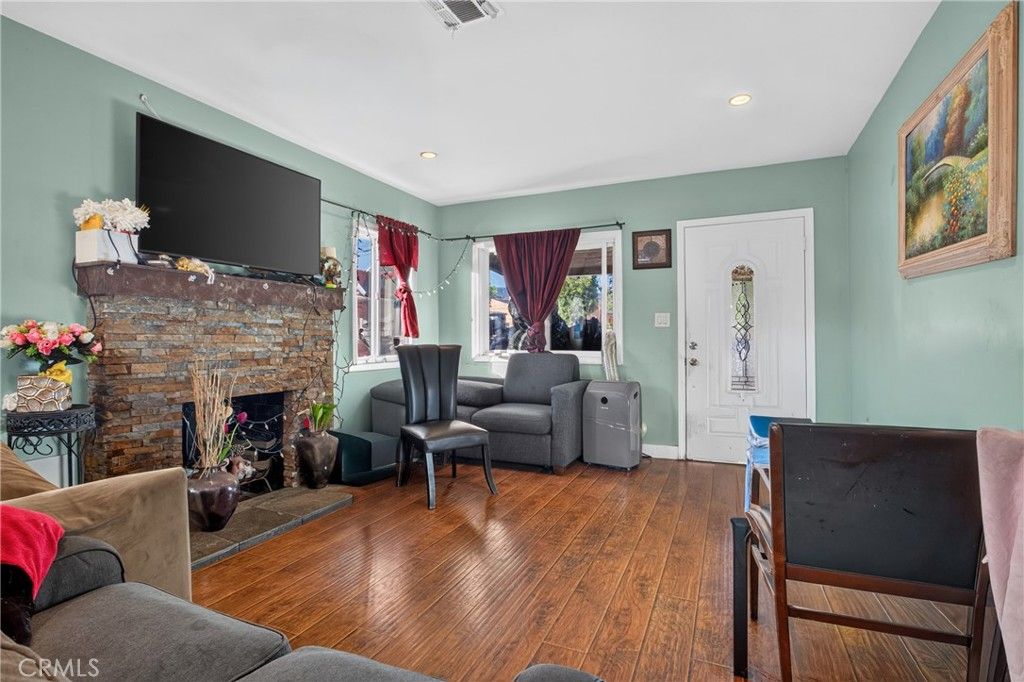 11081 De Garmo, Pacoima, CA 91331 — photo 5
