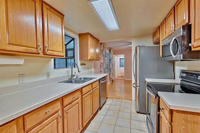 931 NW 31ST AVENUE, Gainesville, FL 32609