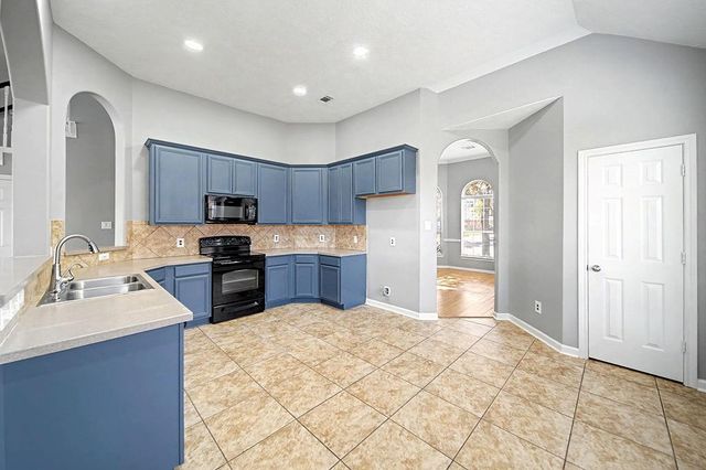 14217 Spring Knoll Lane, Rosharon, TX 77583