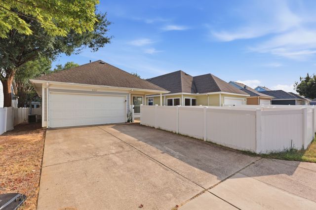 9517 Waterman Drive, Providence Village, TX 76227