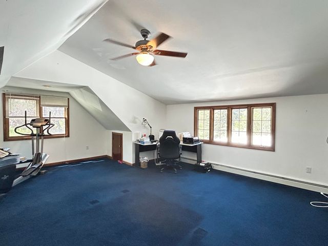 9 Oak Ridge Road, Kensington, NH 03833