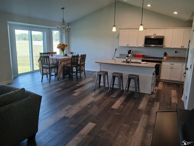 4924 Skylark Drive, Monroe, MI 48161