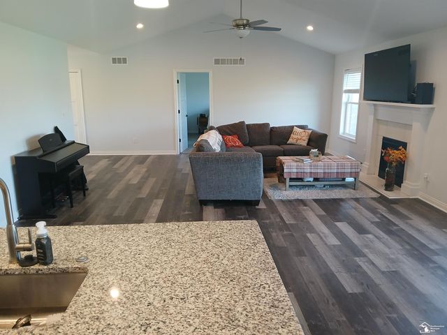 4924 Skylark Drive, Monroe, MI 48161