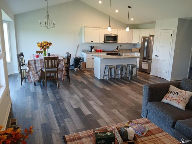 4924 Skylark Drive, Monroe, MI 48161