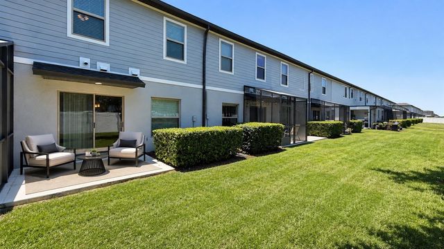 302 CEDAR BARK LANE, Sanford, FL 32771