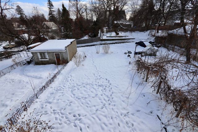 77 S Pine Avenue, Albany, NY 12208