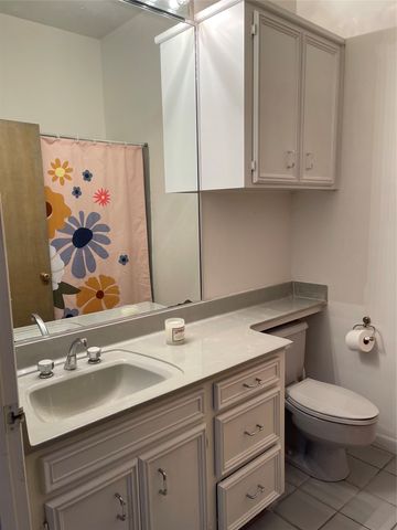 300 Pierremont Road 40, Shreveport, LA 71106