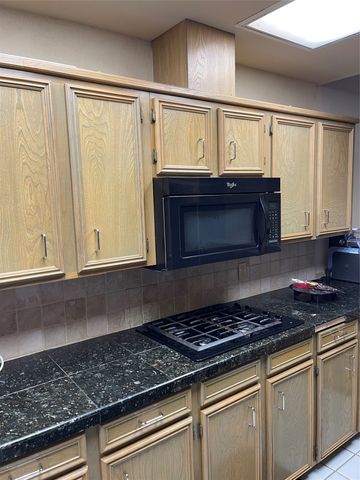 300 Pierremont Road 40, Shreveport, LA 71106