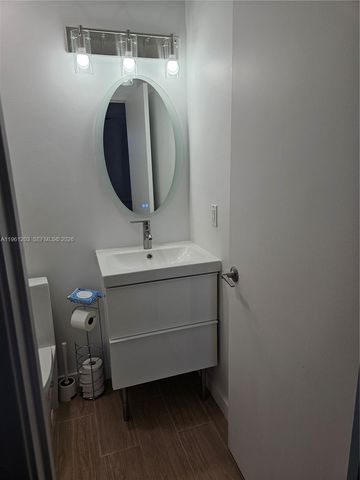 4966 SW 31st Ter, Dania Beach, FL 33312