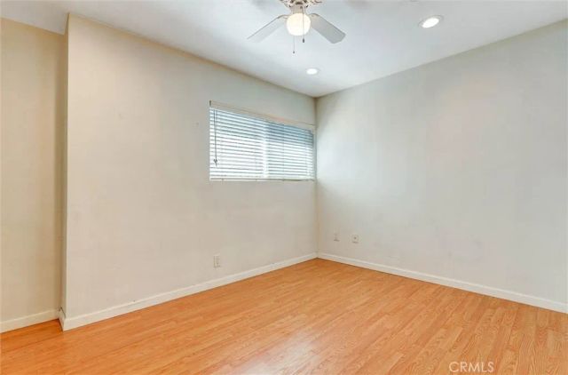 16670 Moorpark, Encino, CA 91436