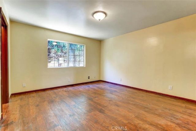 16670 Moorpark, Encino, CA 91436