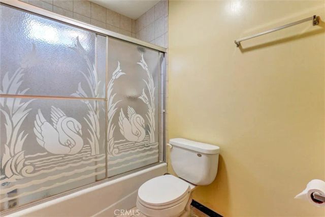 16670 Moorpark, Encino, CA 91436