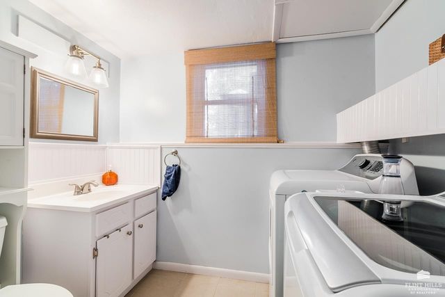 1304 Givens Road, Manhattan, KS 66503