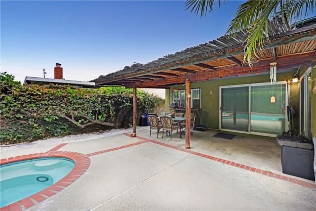 11858 Haro Ave, Downey, CA 90241