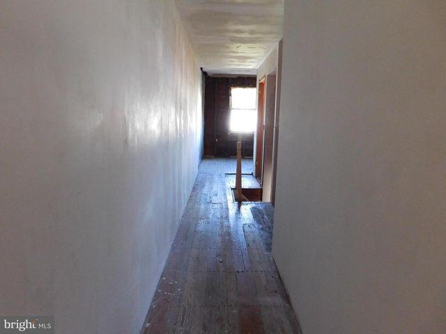 34 W WALTER ST, Summit Hill, PA 18250