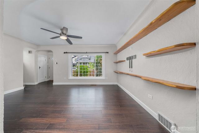 6235 S Lawrence Street, Tacoma, WA 98409