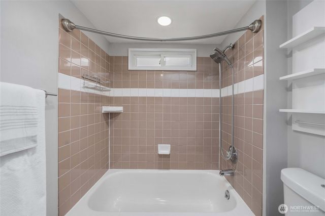 6235 S Lawrence Street, Tacoma, WA 98409