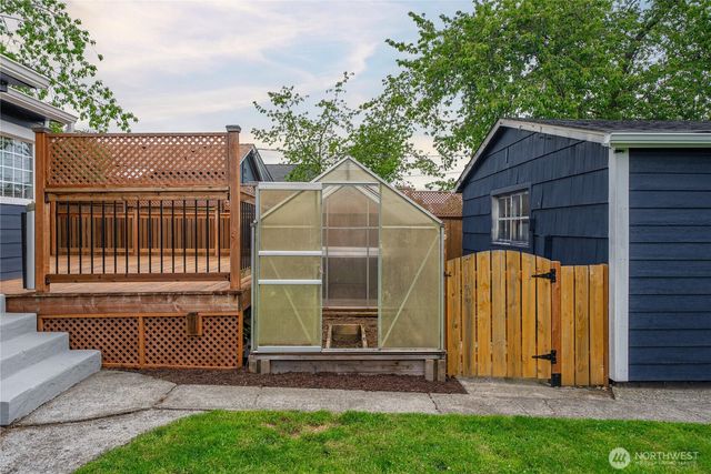 6235 S Lawrence Street, Tacoma, WA 98409