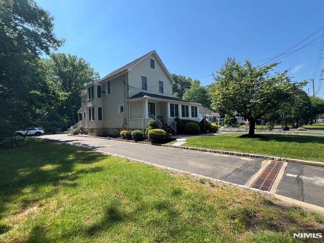 772 Union Boulevard, Totowa, NJ 07512