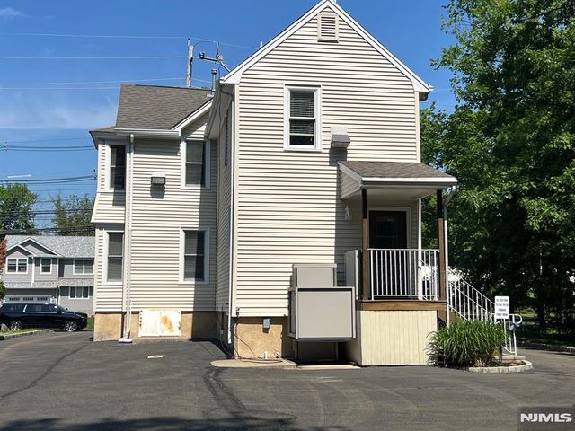 772 Union Boulevard, Totowa, NJ 07512
