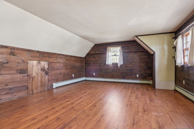 16 Green Avenue, Stonington, CT 06379